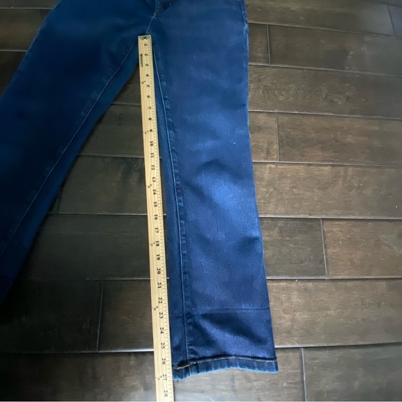 ❤️3/$30 Tommy Hilfiger Women’s Jeans - Picture 3 of 9